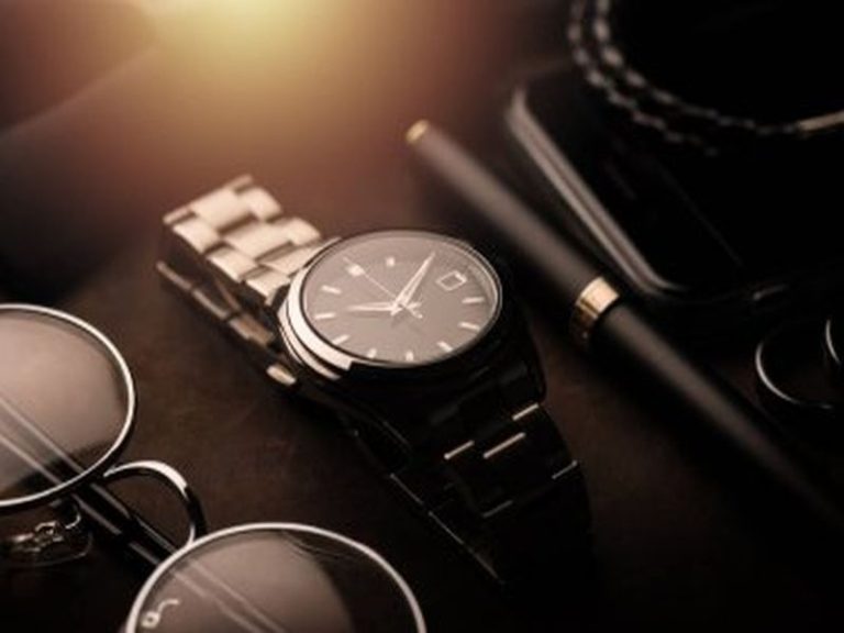 Luxe Replica Watches for the Modern Woman